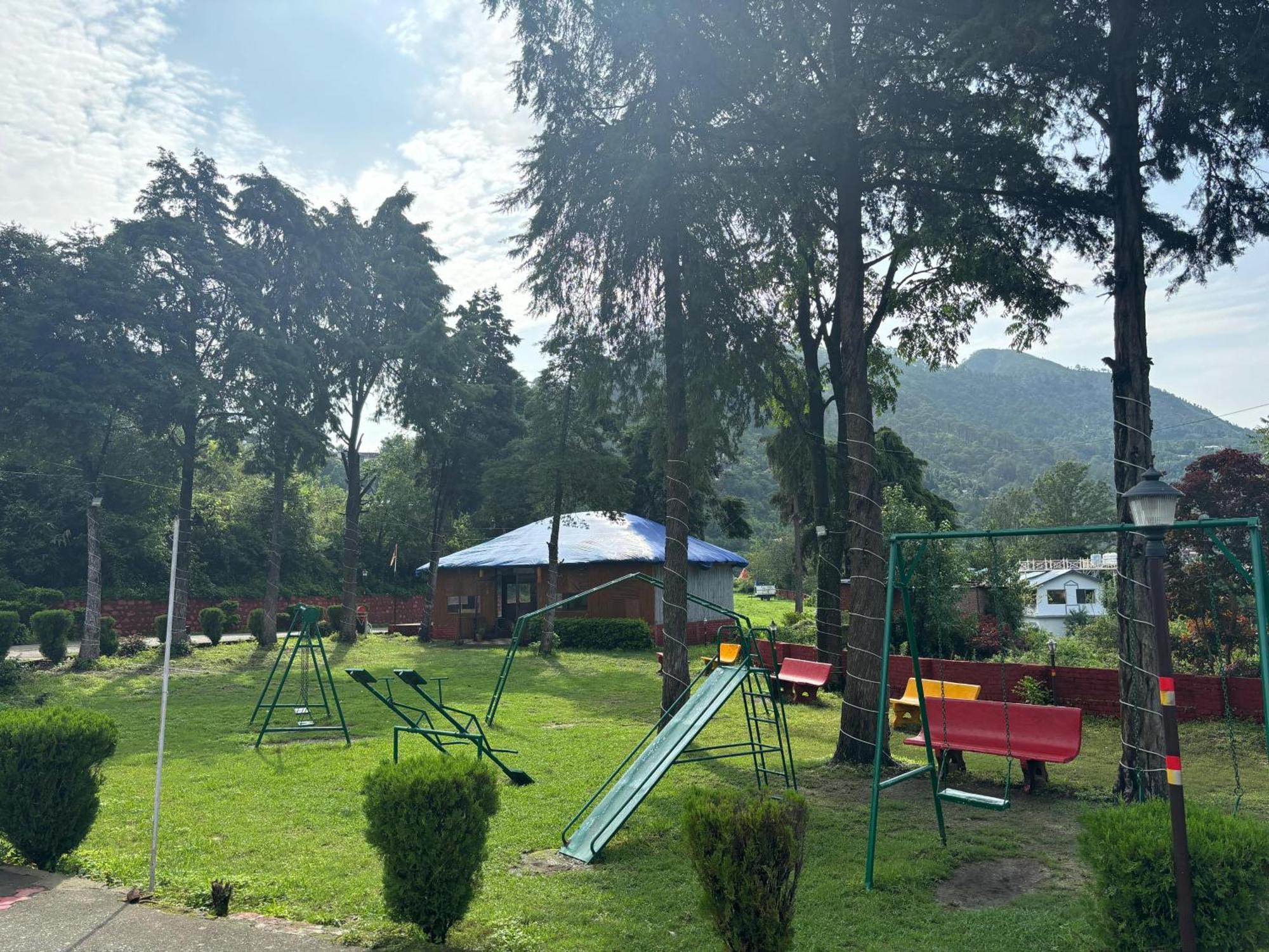 Shikha Resort Ewentbliz Bhīm Tāl エクステリア 写真