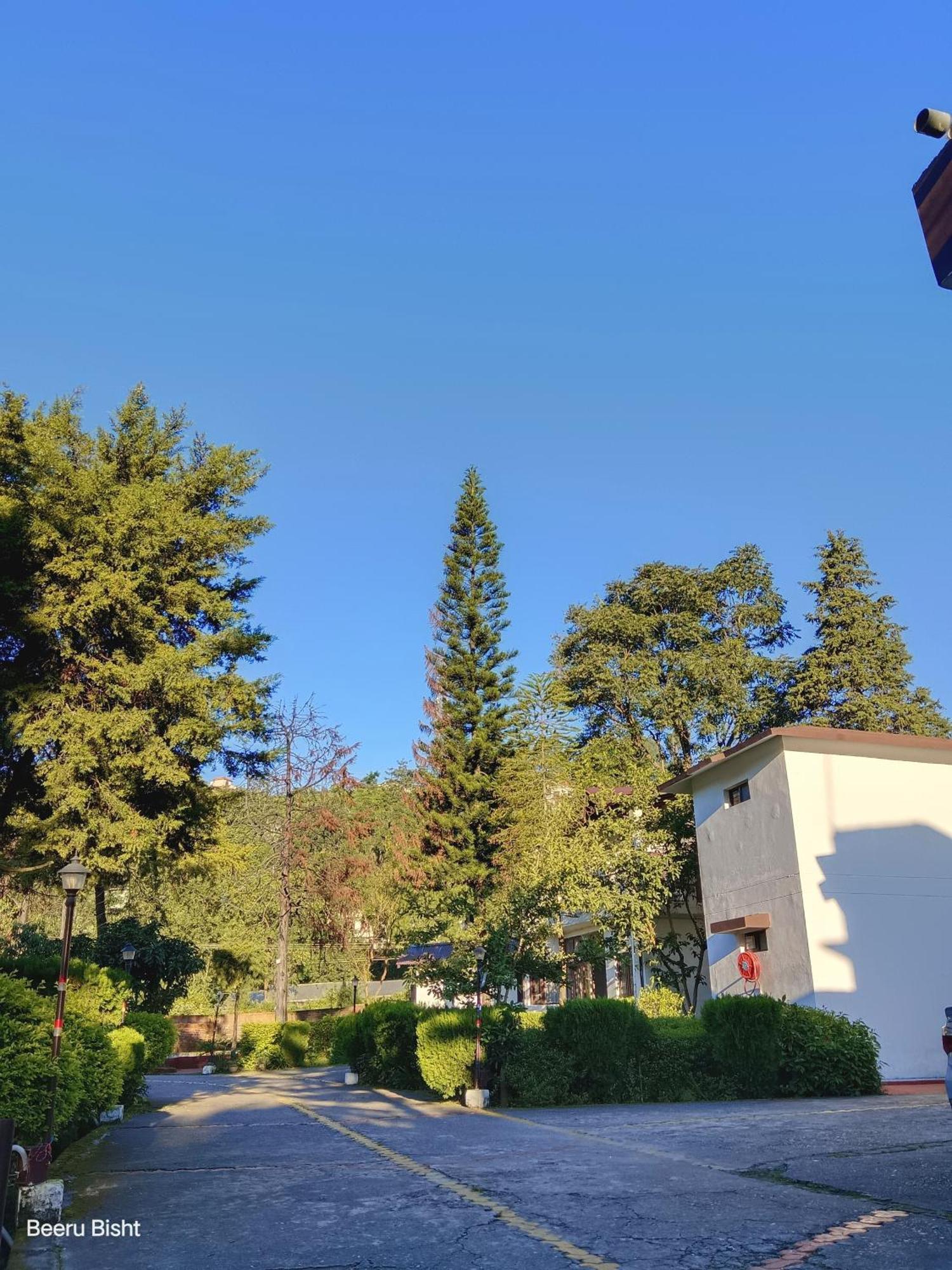 Shikha Resort Ewentbliz Bhīm Tāl エクステリア 写真