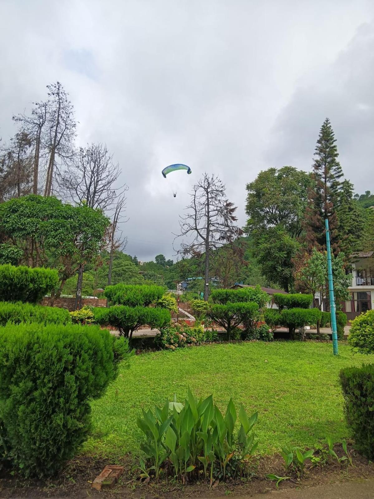 Shikha Resort Ewentbliz Bhīm Tāl エクステリア 写真