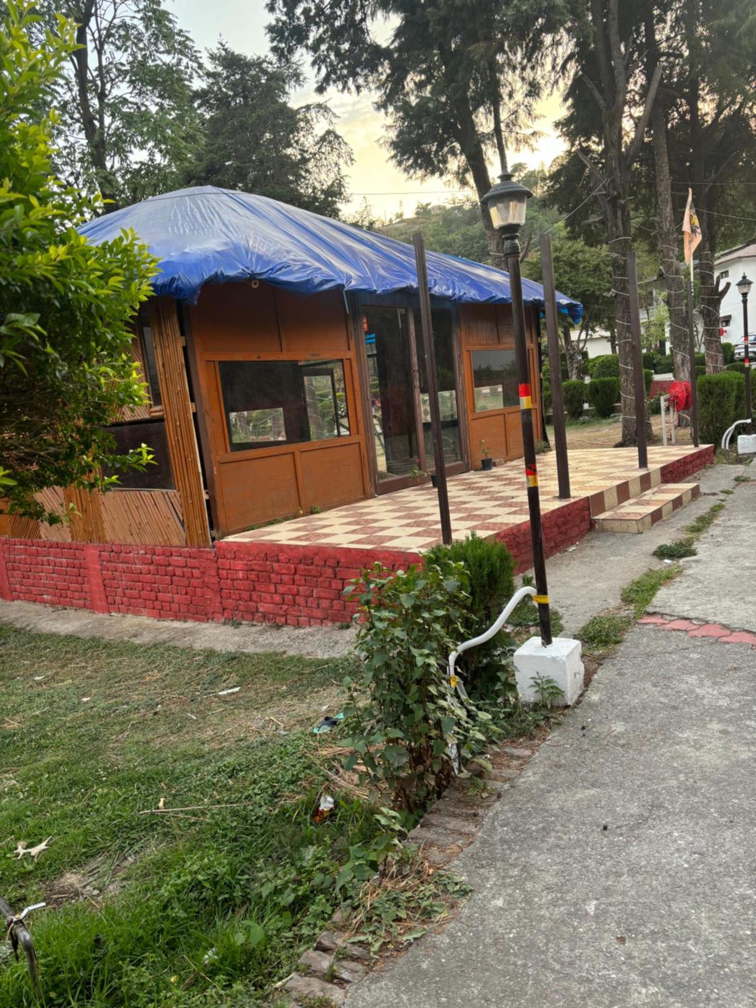 Shikha Resort Ewentbliz Bhīm Tāl エクステリア 写真