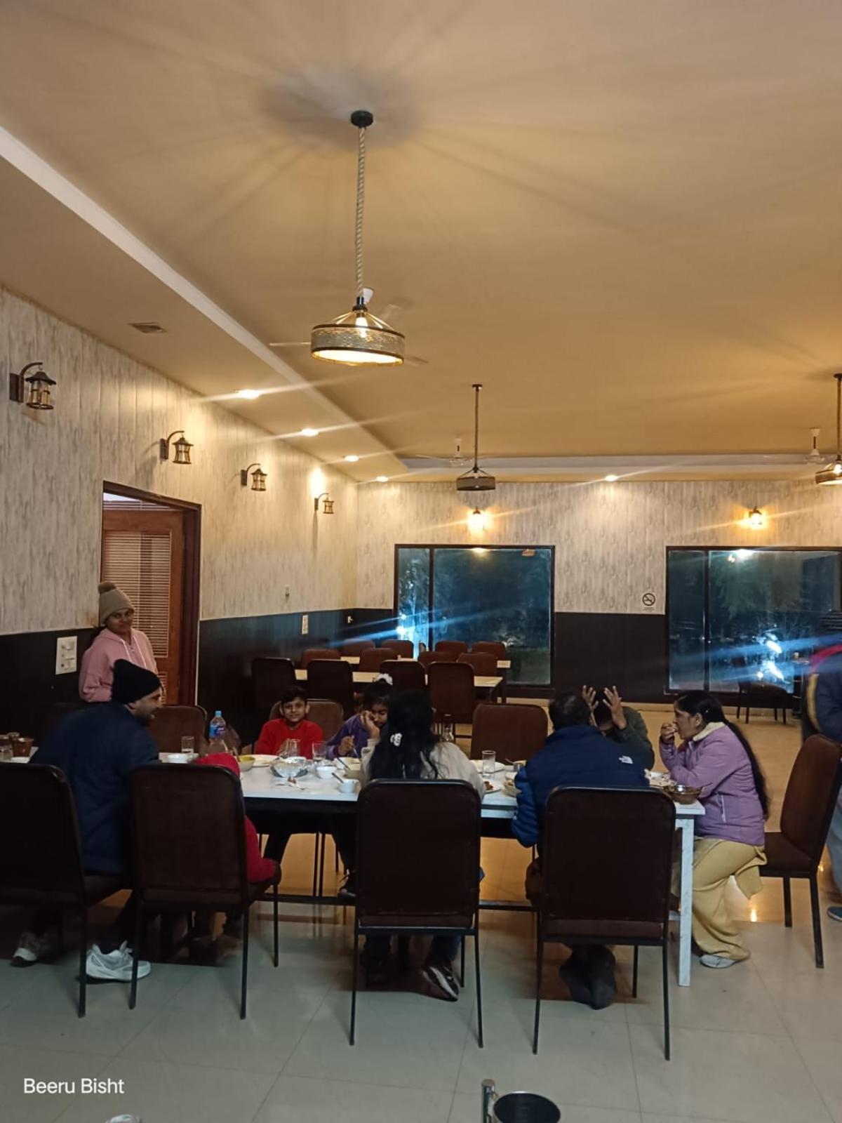 Shikha Resort Ewentbliz Bhīm Tāl エクステリア 写真
